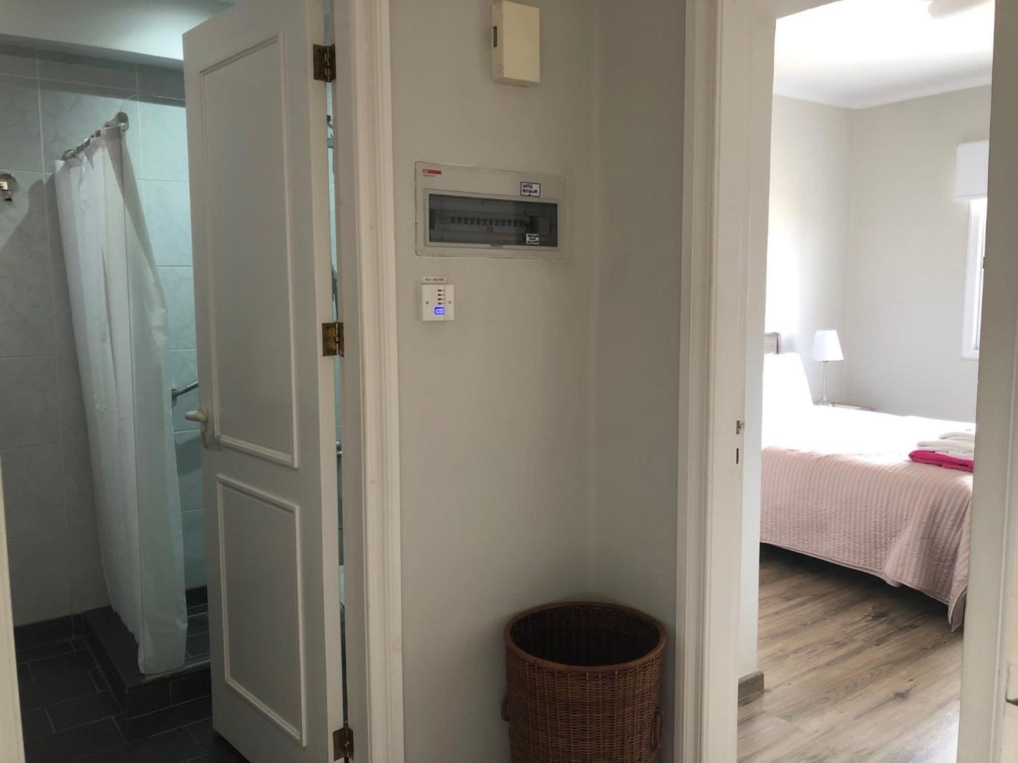 Kings Palace - Modern And Stylish 1 Bedroom Apartment 파포스 외부 사진