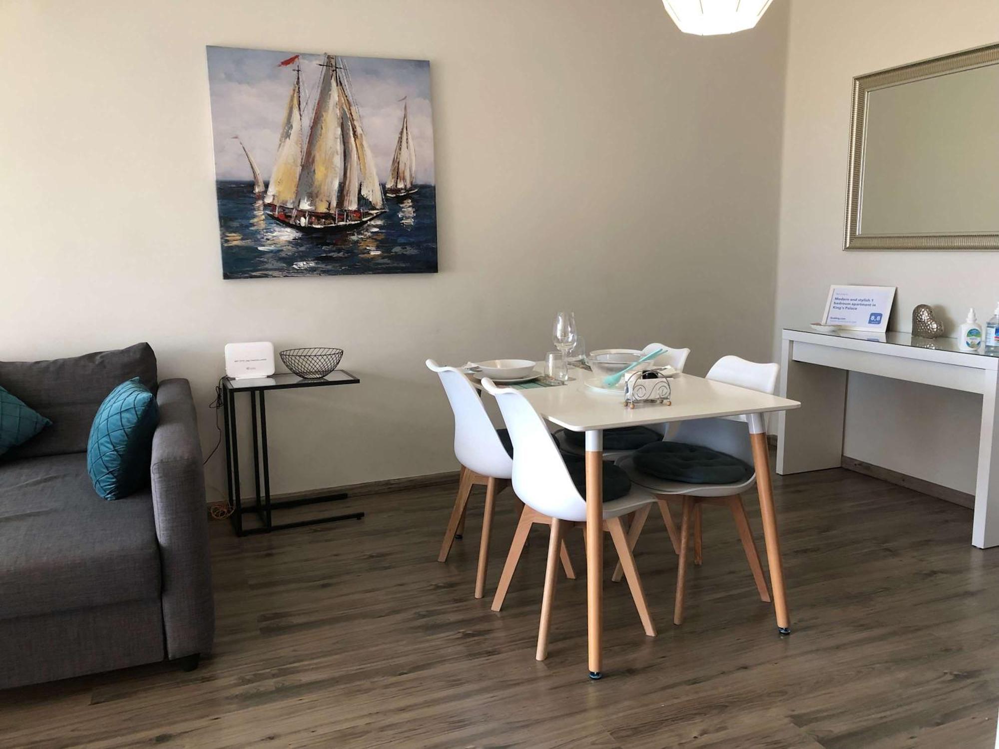 Kings Palace - Modern And Stylish 1 Bedroom Apartment 파포스 외부 사진
