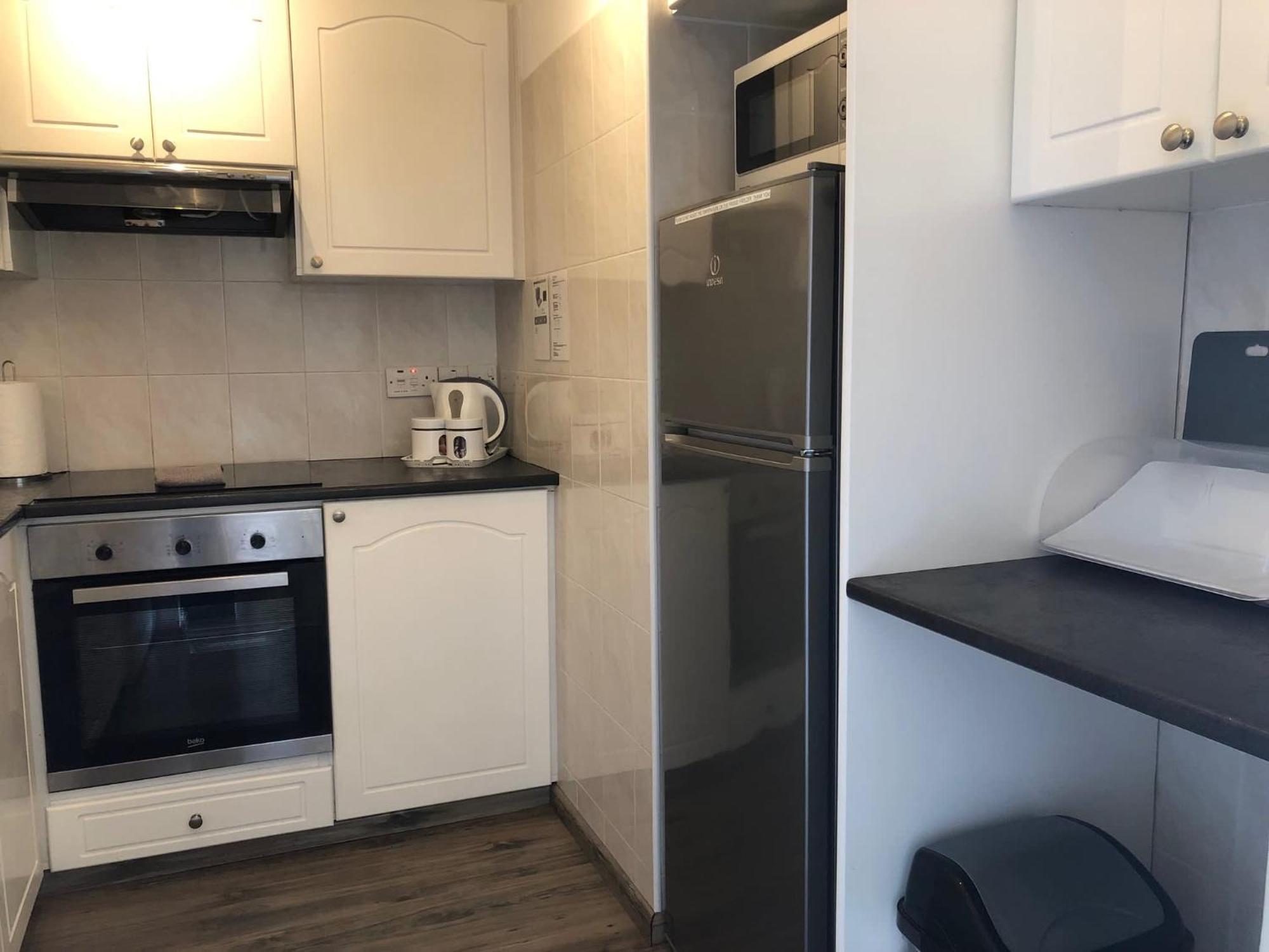Kings Palace - Modern And Stylish 1 Bedroom Apartment 파포스 외부 사진